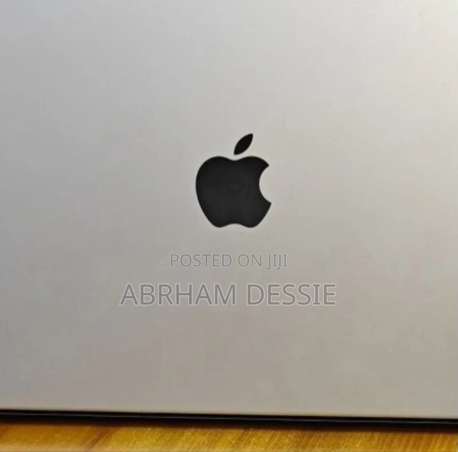 New Laptop Apple MacBook Pro M1 16GB Apple M1 Pro SSD 512GB