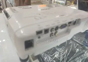 Epson Projector Model Name: Eb-X31 Hardware