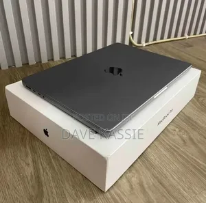 New Laptop Apple MacBook Pro M1 16GB Apple M1 Pro SSD 512GB