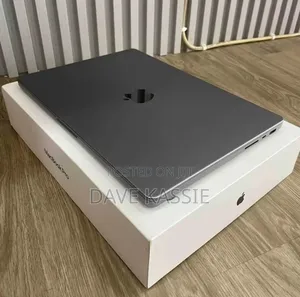 New Laptop Apple MacBook Pro M1 16GB Apple M1 Pro SSD 512GB