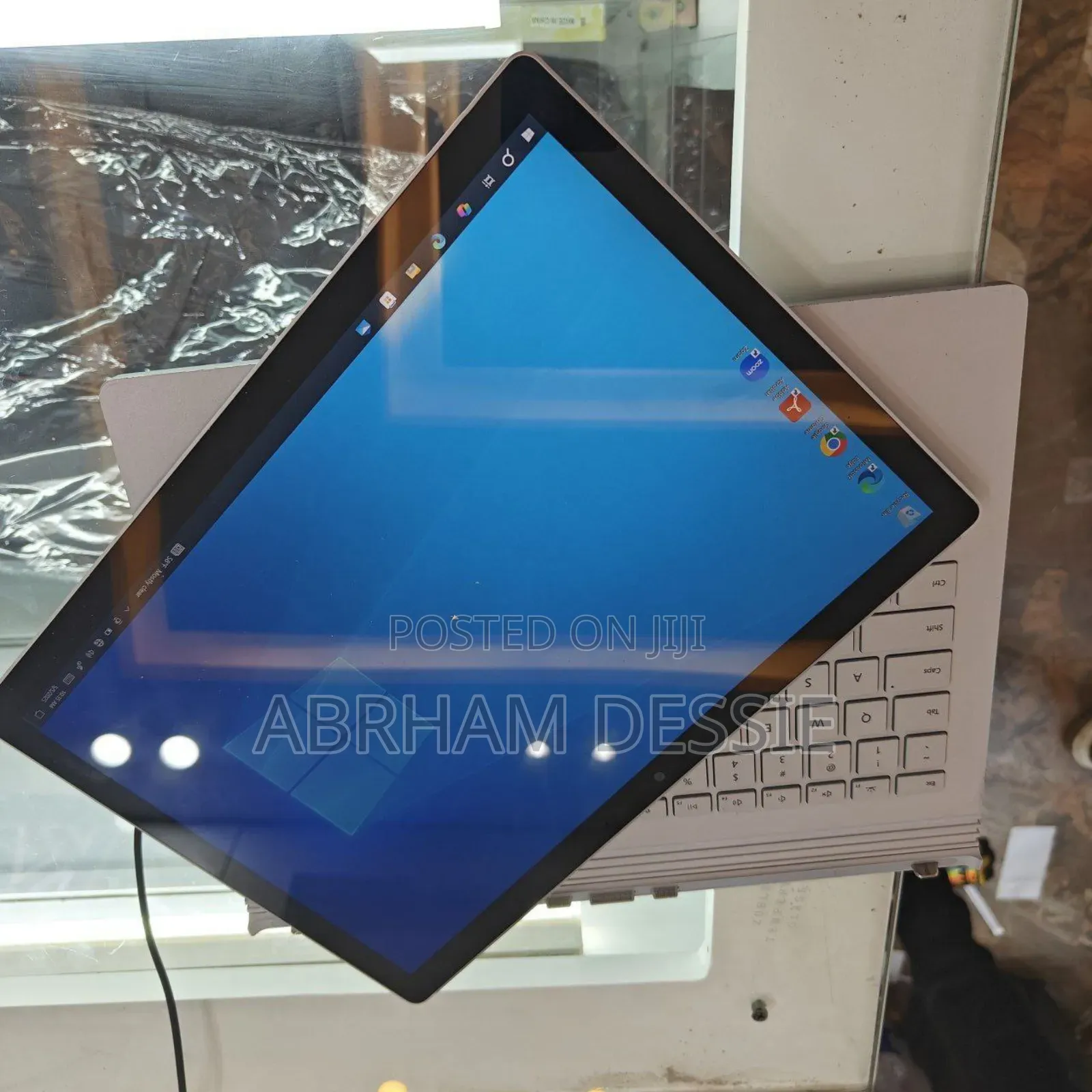 New Laptop Microsoft Surface Book 3 16GB Intel Core I7 SSD 256GB