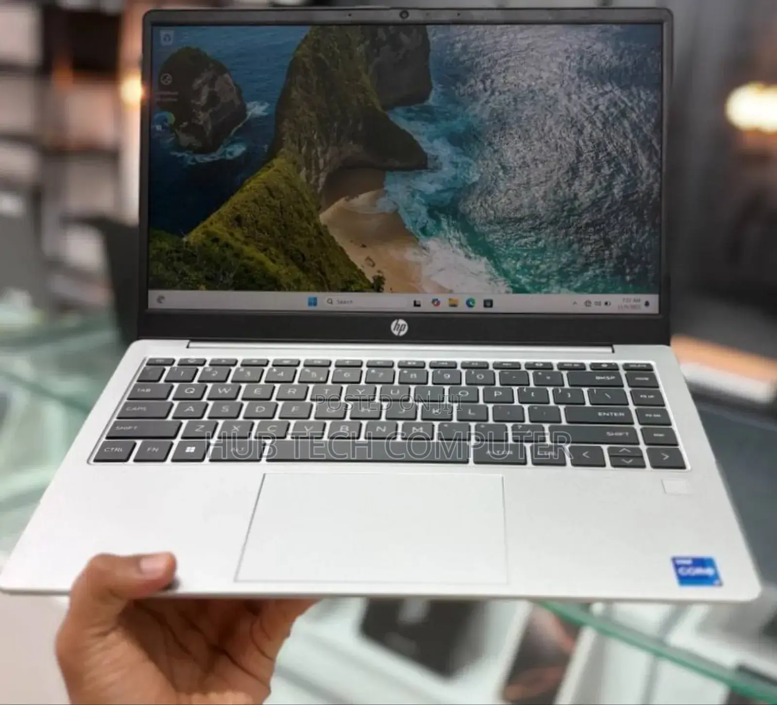 New Laptop HP EliteBook 840 10 16GB Intel Core I7 SSD 512GB