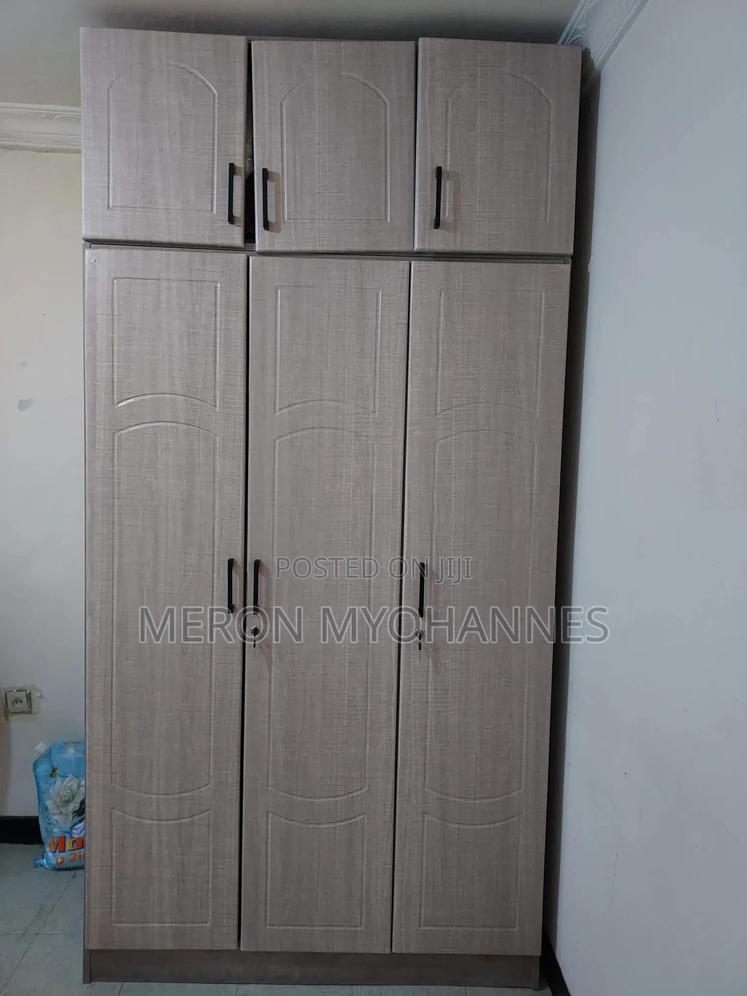Hom Furniture Cabinet