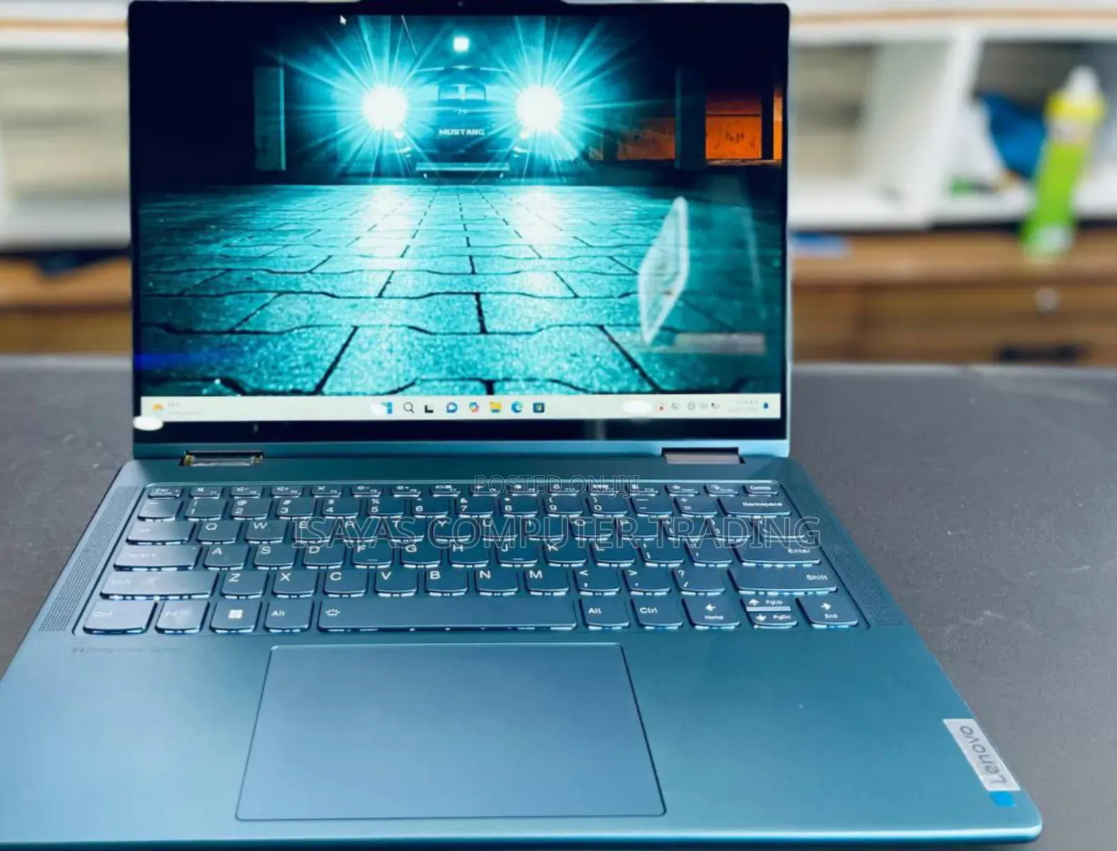 New Laptop Lenovo Yoga 7i 16GB Intel Core Ultra 7 SSD 512GB