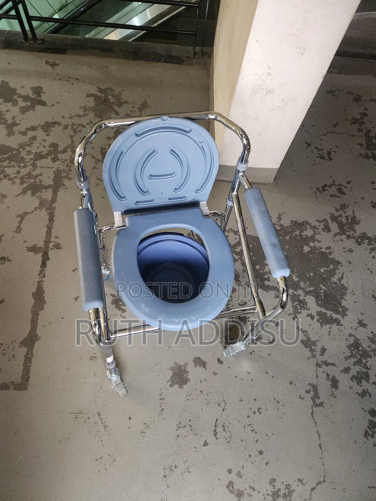 Commode Wheelchair燒傷toilet Wheelchair頒布stainless Commode Wheelchair
