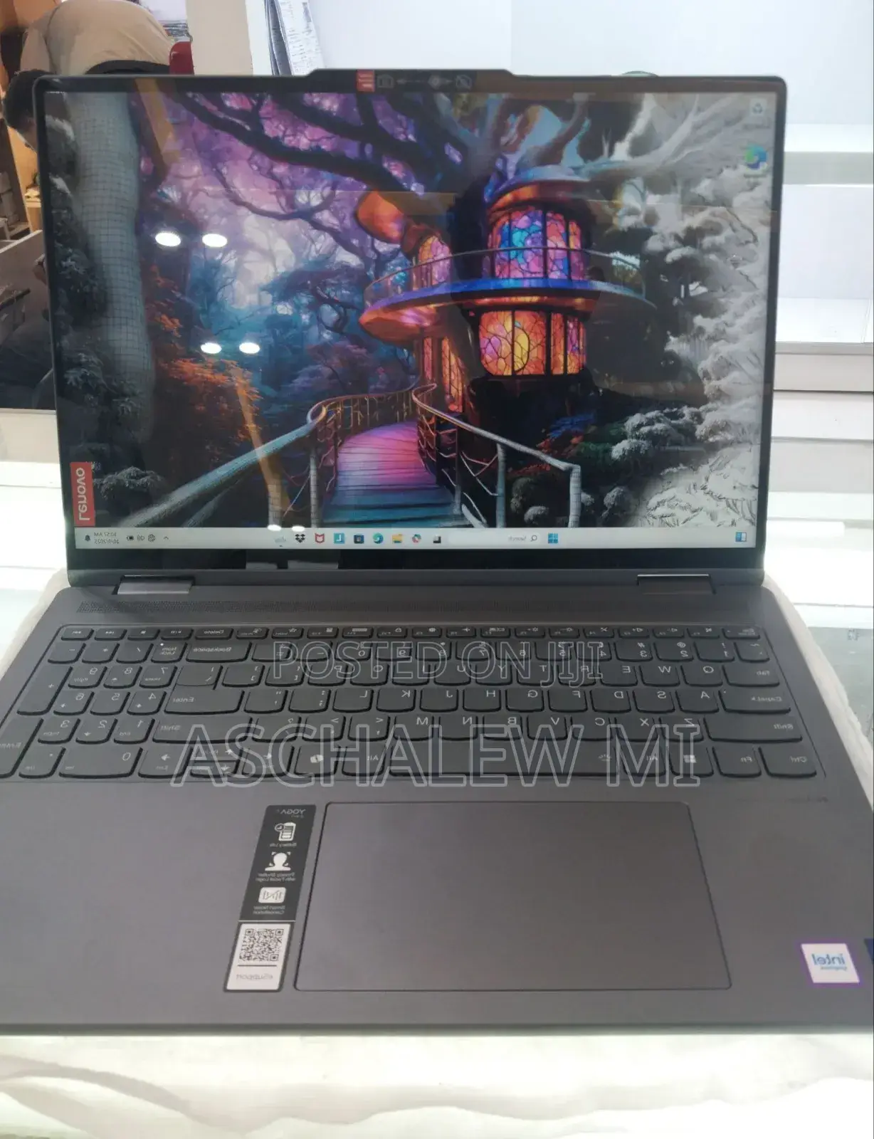 New Laptop Lenovo Yoga 7i 16GB Intel Core Ultra 7 SSD 1T