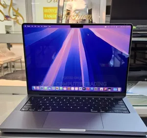 New Laptop Apple MacBook Pro M1 32GB SSD 512GB