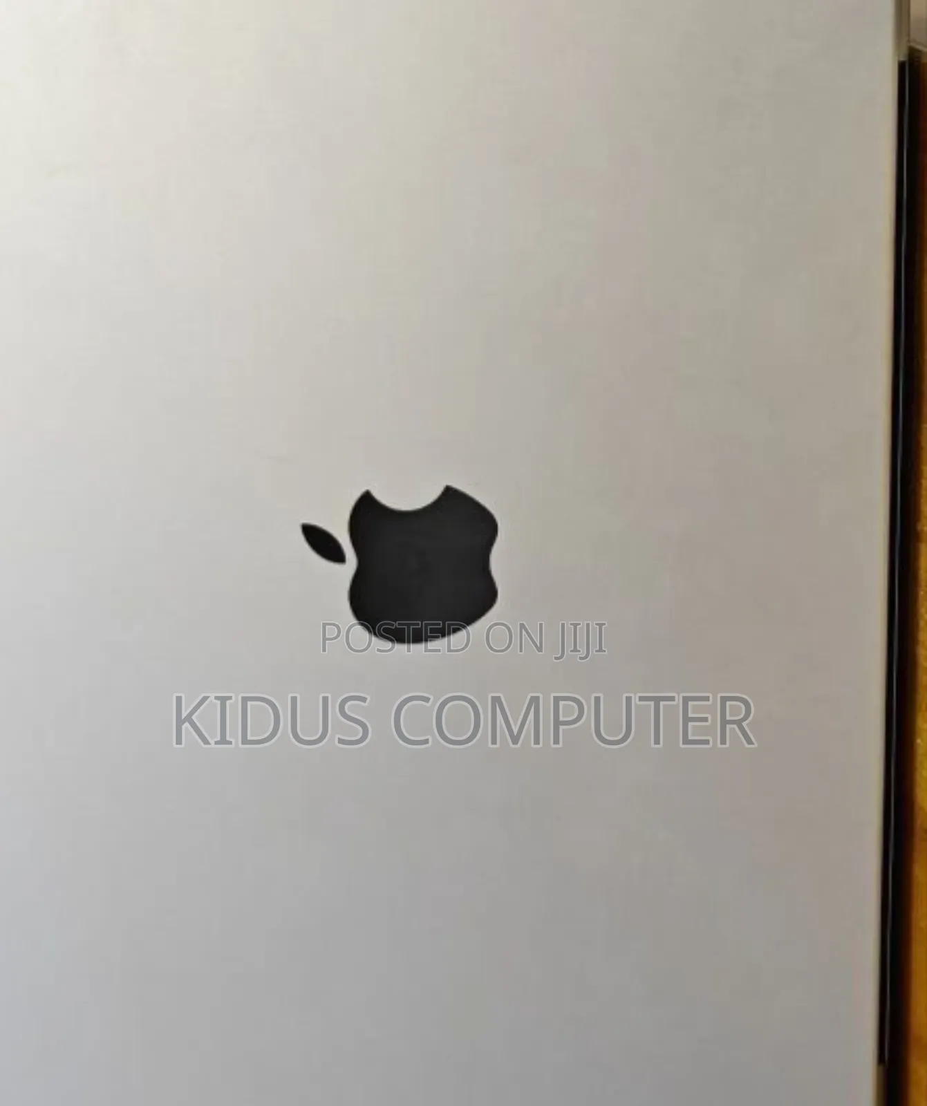 New Laptop Apple MacBook Pro M1 16GB Apple M1 SSD 512GB