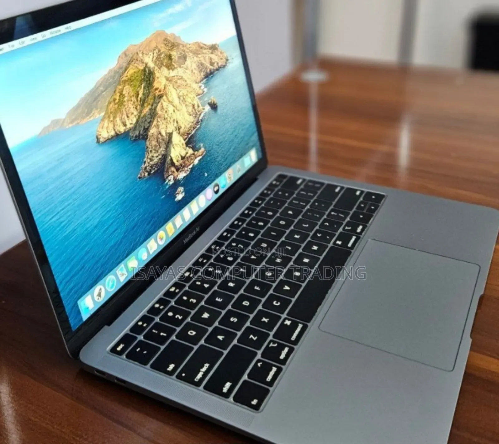 New Laptop Apple MacBook Air 2019 8GB Intel Core I5 SSD 128GB