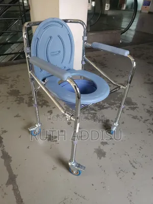 Photo - Commode Chair軟弱brand New Toilet Wheelchair專業commode Chair搸咢commode New