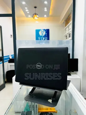 Photo - New Laptop Dell Latitude 5310 16GB Intel Core I5 SSD 512GB