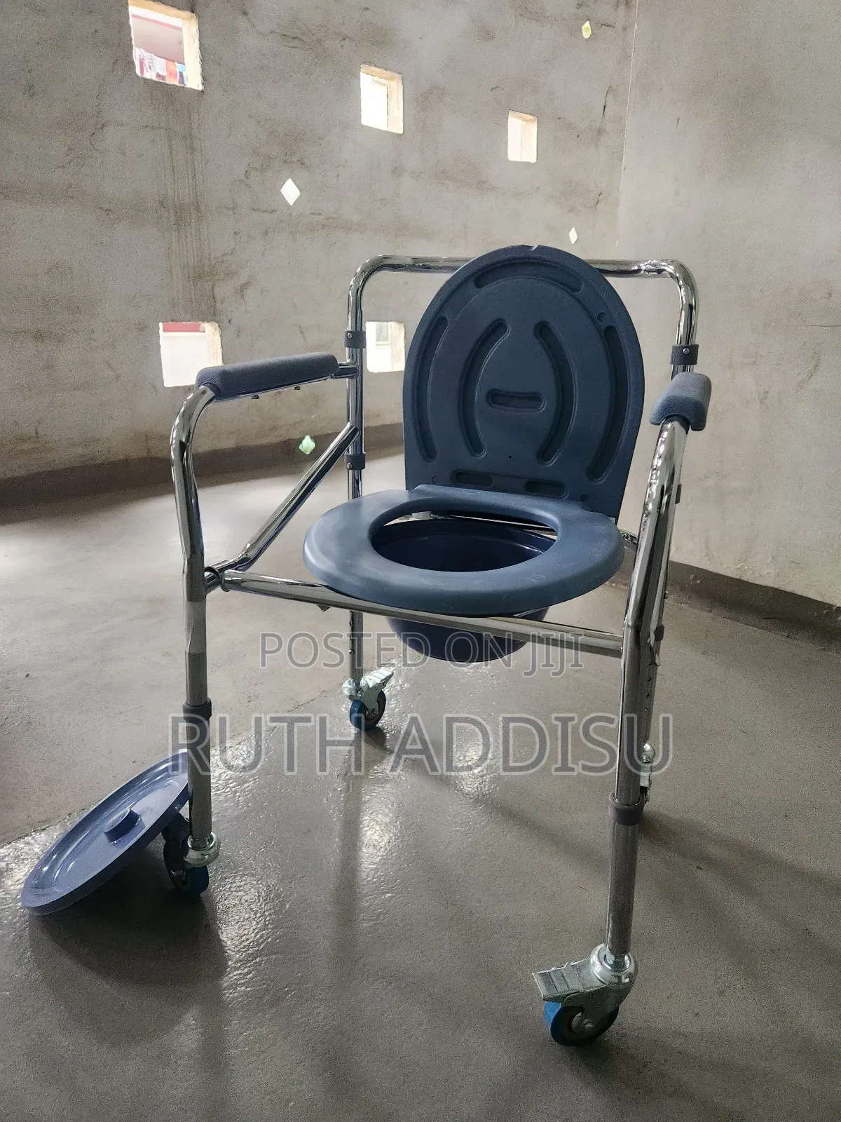 Commode Wheelchair轟動commode Wheelchair專門toilet Wheelchair鳵的commode