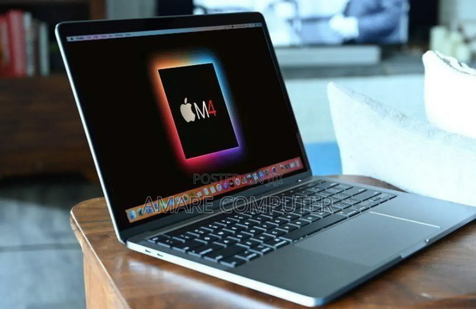 New Laptop Apple MacBook 16GB Apple M4 Pro SSD 512GB