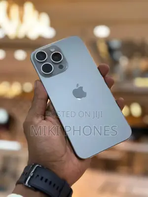 Photo - New Apple iPhone 15 Pro Max 256 GB