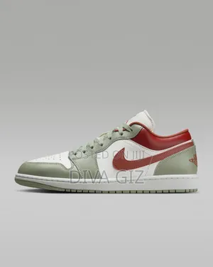 Photo - Air Jordan 1 Low Men's Shoe