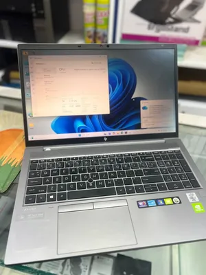 New Laptop HP ZBook Fury 17 G7 16GB Intel Core I7 SSD 512GB