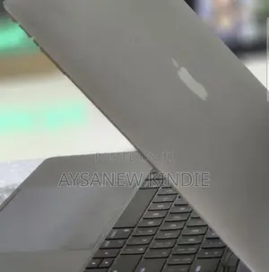 New Laptop Apple MacBook Pro 2016 16GB Intel Core I7 SSD 512GB