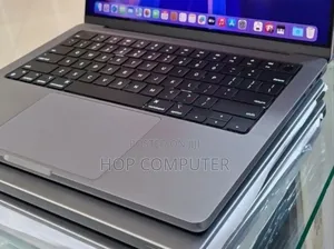 New Laptop Apple MacBook Pro M1 32GB Apple M1 Pro SSD 512GB