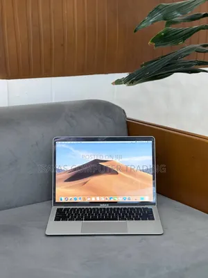New Laptop Apple MacBook Air 2019 8GB SSD 128GB