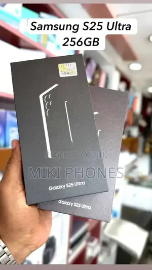 Photo - New Samsung Galaxy S25 Ultra 256 GB