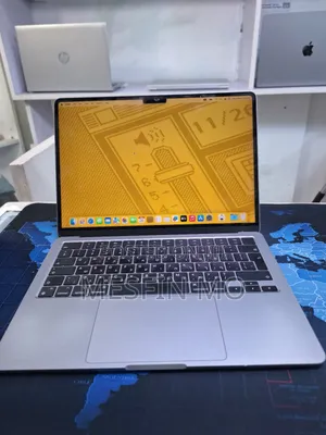 Photo - Laptop Apple MacBook Air 2022 M2 16GB Apple M2 SSD 256GB
