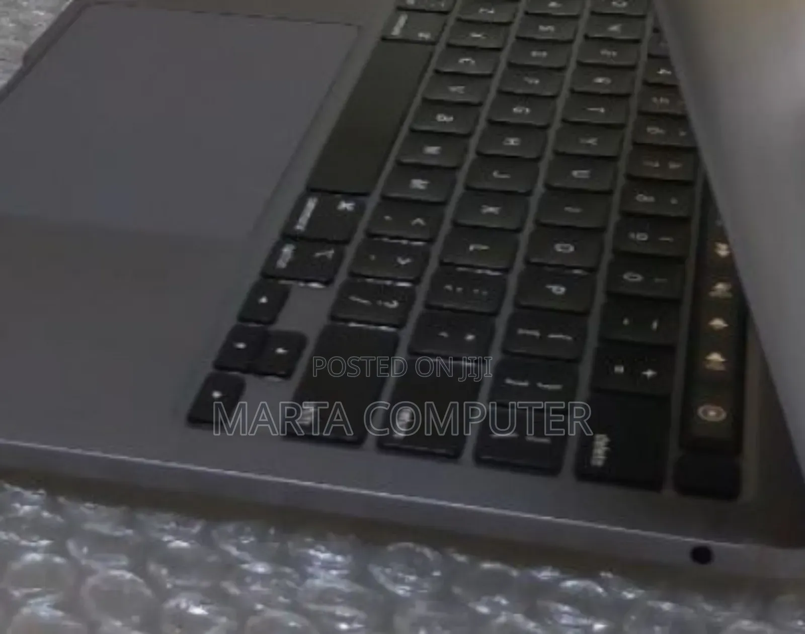 New Laptop Apple MacBook Pro M1 16GB Apple M1 SSD 256GB