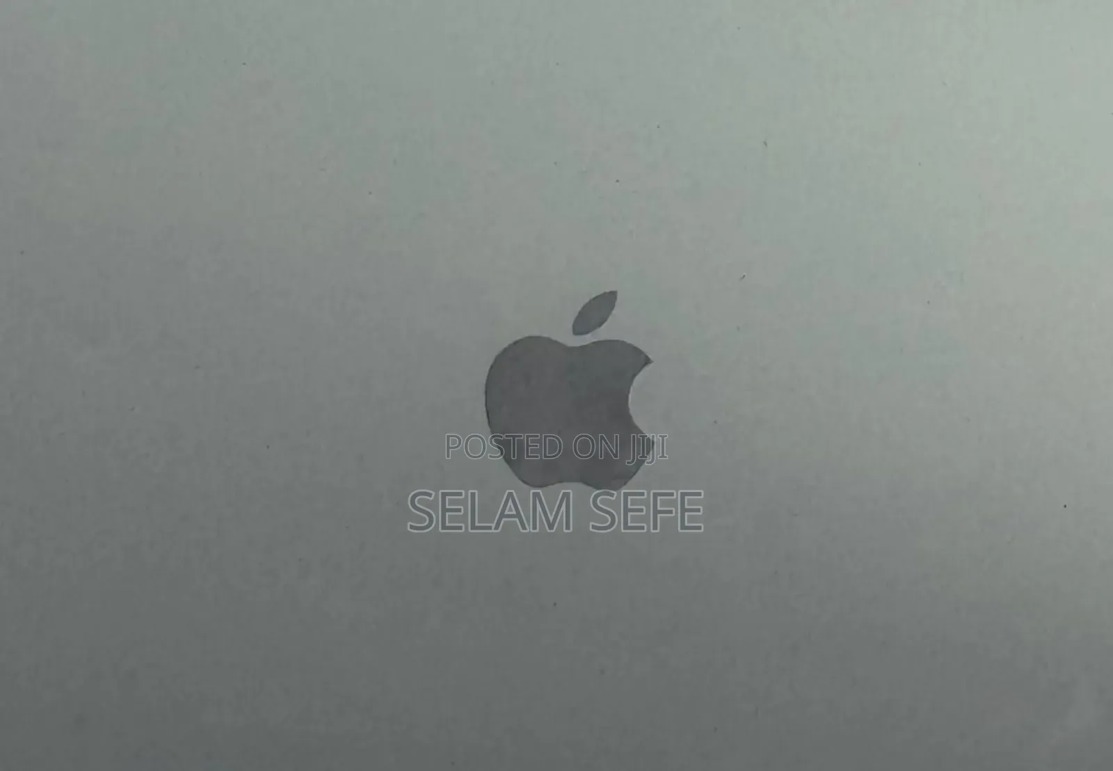 New Laptop Apple MacBook Air 2022 M2 8GB Apple M2 SSD 256GB