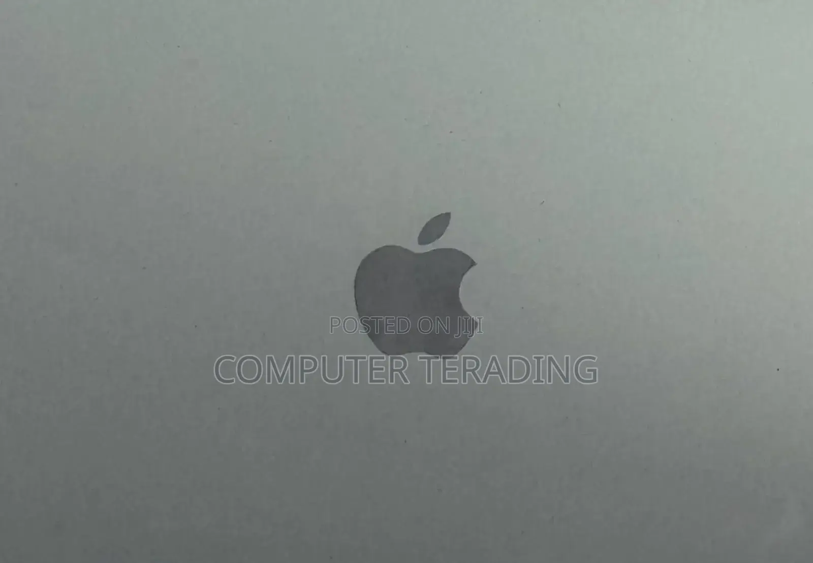 New Laptop Apple MacBook Air 2022 M2 8GB Apple M2 SSD 256GB
