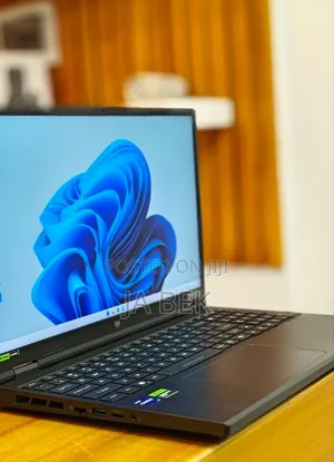 Photo - New Laptop Acer Predator Helios Neo 16 16GB Intel Core I9 SSD 1T