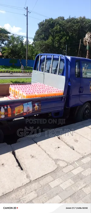 Photo - Kia Bongo 2005