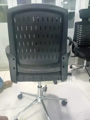 ያብሮ ዋንባሮች Office Chairs