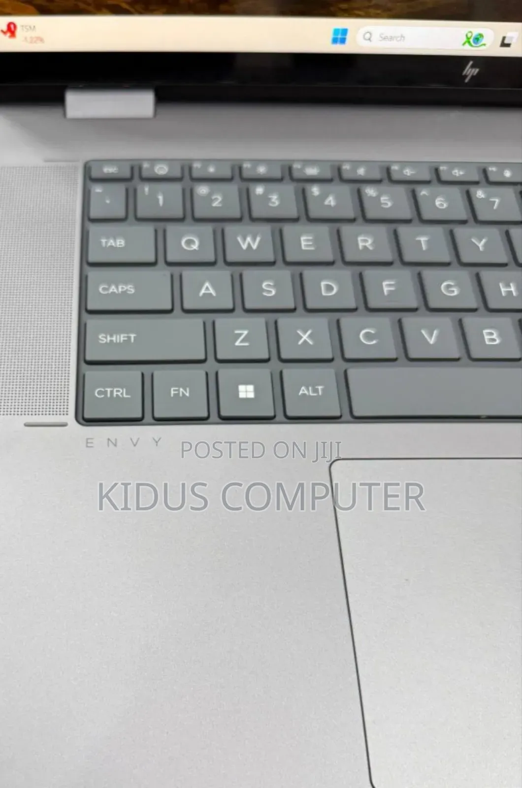 New Laptop HP Envy X360 16GB AMD Ryzen 7 SSD 512GB