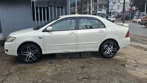 Photo - Toyota Corolla 2007 Ivory