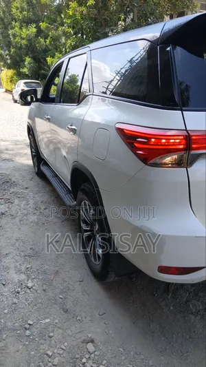 Toyota Fortuner 2020 White