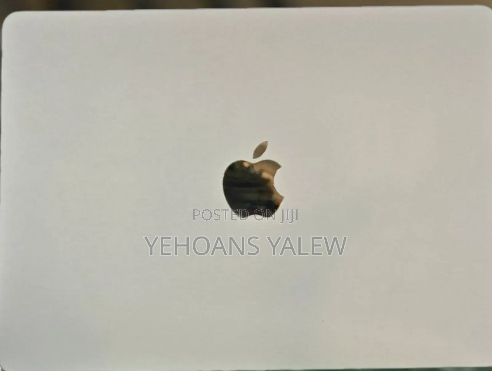 New Laptop Apple MacBook Air 2025 M4 13-Inch 16GB Apple M4 SSD 256GB