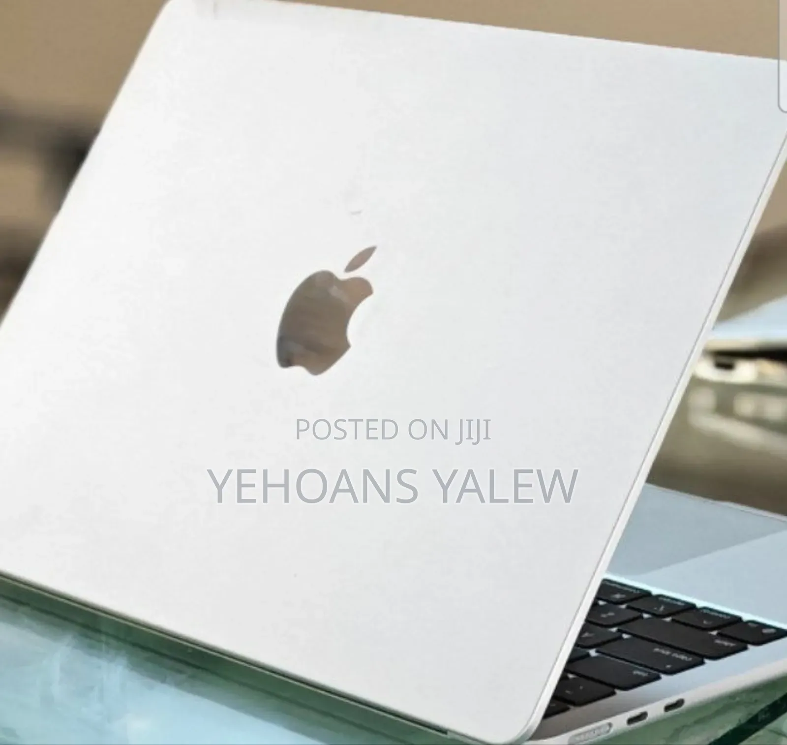 New Laptop Apple MacBook Air 2025 M4 13-Inch 16GB Apple M4 SSD 256GB