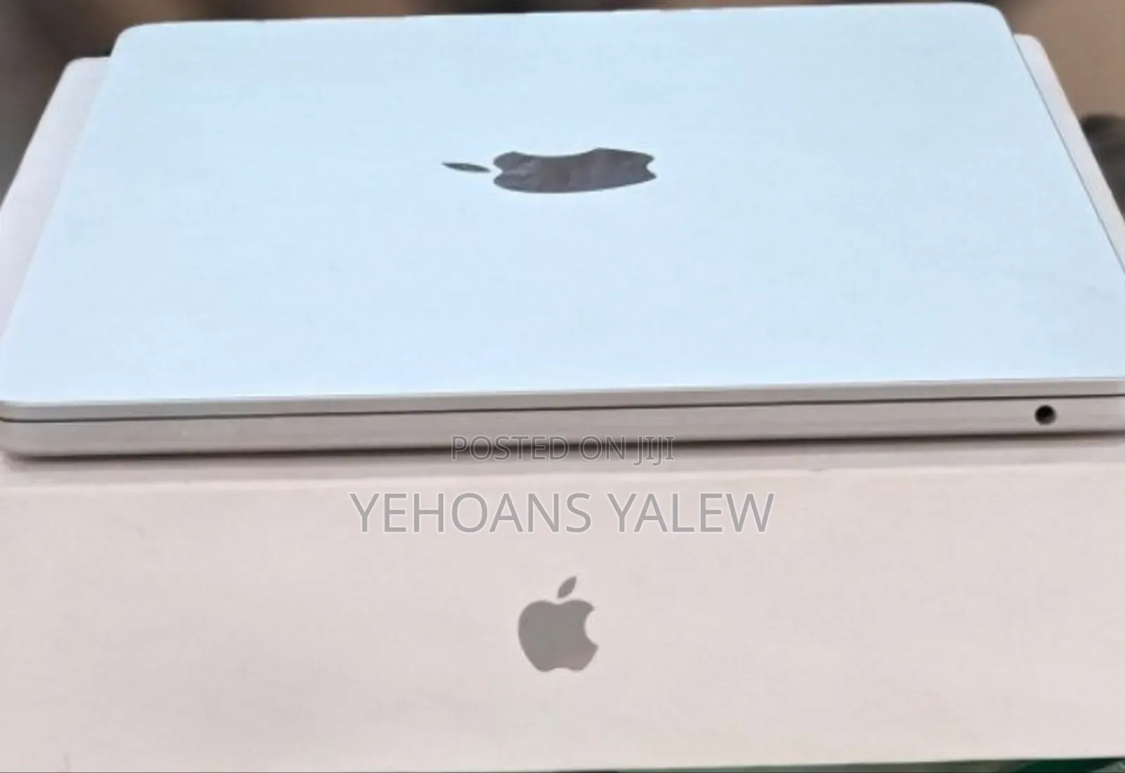 New Laptop Apple MacBook Air 2025 M4 13-Inch 16GB Apple M4 SSD 256GB