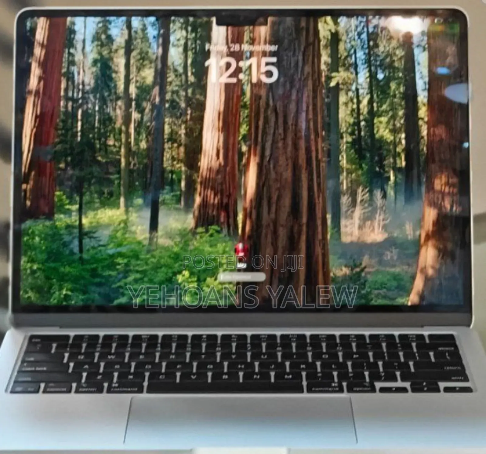 New Laptop Apple MacBook Air 2025 M4 13-Inch 16GB Apple M4 SSD 256GB