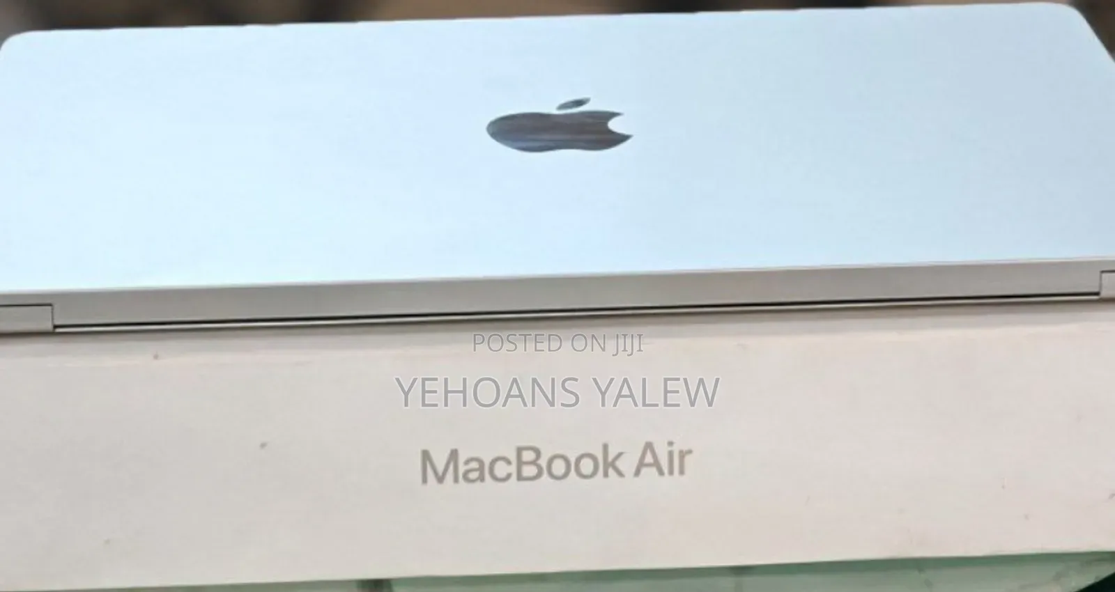 New Laptop Apple MacBook Air 2025 M4 13-Inch 16GB Apple M4 SSD 256GB