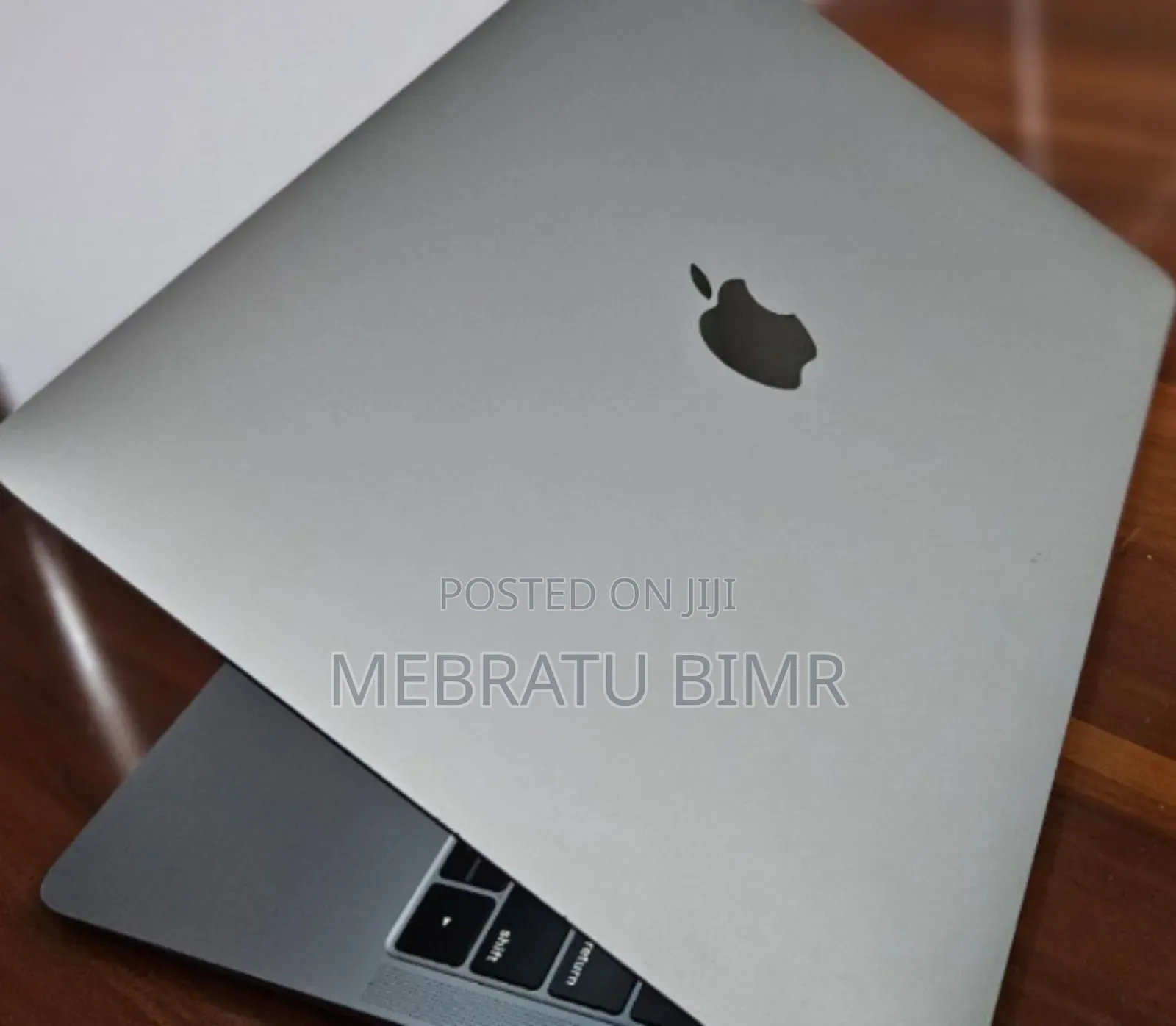 New Laptop Apple MacBook Pro 2019 8GB Intel Core I5 SSD 128GB