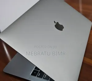 Photo - New Laptop Apple MacBook Pro 2019 8GB Intel Core I5 SSD 128GB