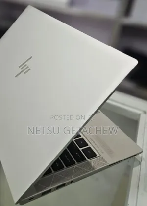 New Laptop HP EliteBook 830 G8 16GB Intel Core I7 SSD 512GB