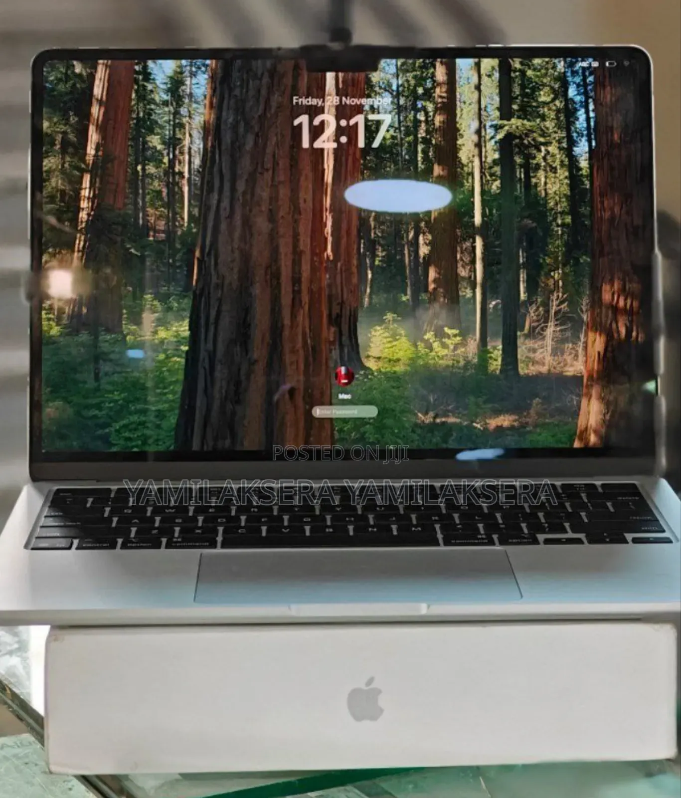 New Laptop Apple MacBook Air 2025 M4 13-Inch 16GB Apple M4 SSD 256GB