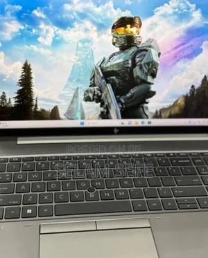 New Laptop HP ZBook Studio G8 16GB Intel Core I7 SSD 512GB