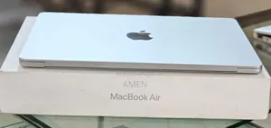 Photo - New Laptop Apple MacBook Air 16GB Apple M4 SSD 256GB