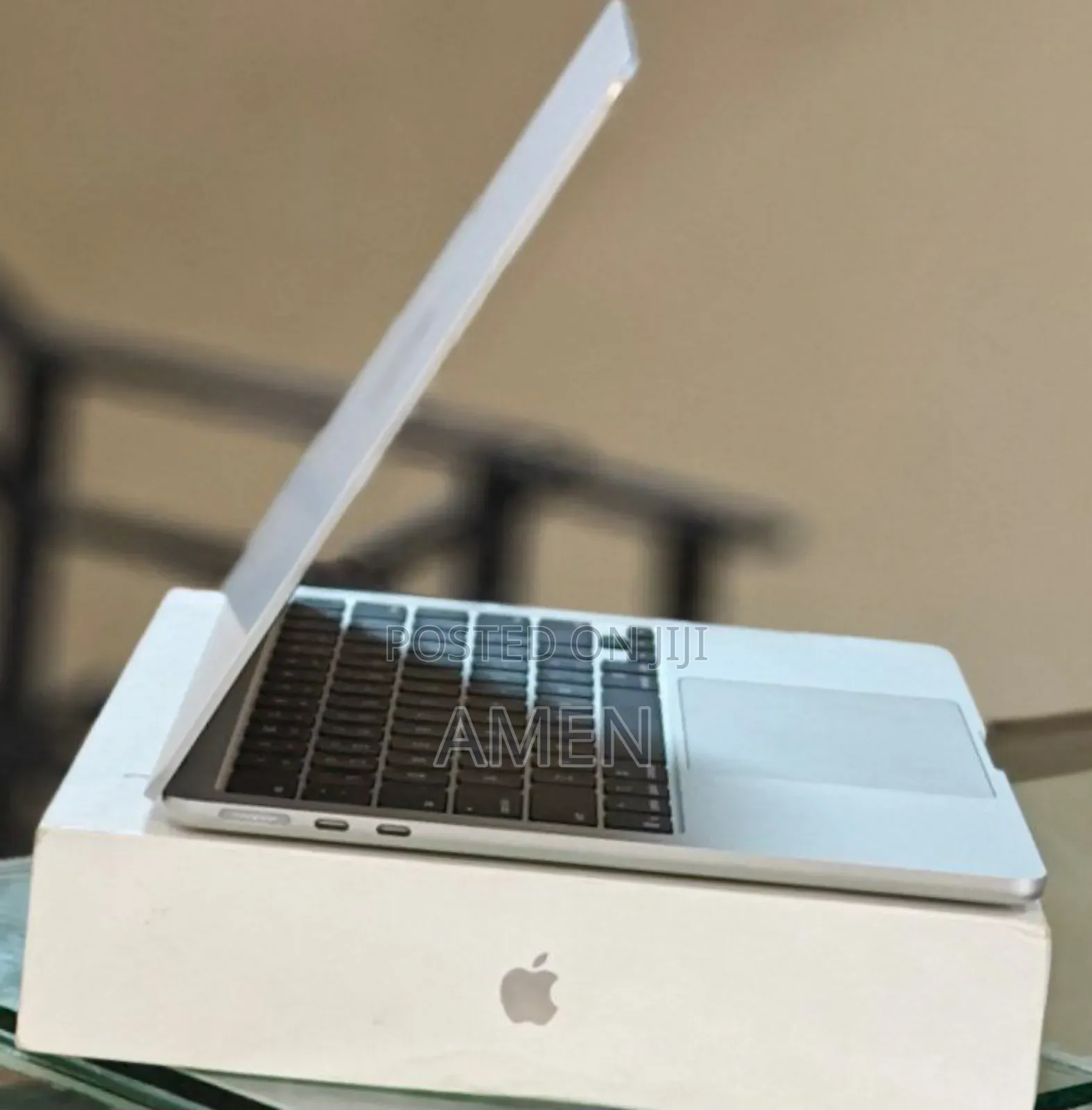 New Laptop Apple MacBook Air 16GB Apple M4 SSD 256GB