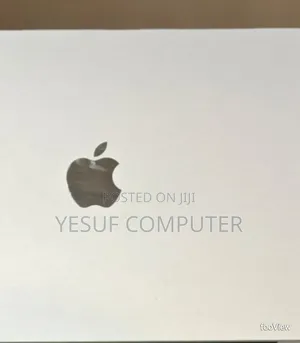 New Laptop Apple MacBook Air 2025 M4 13-Inch 16GB Apple M4 SSD 256GB