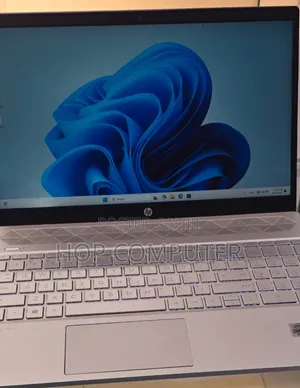 New Laptop HP Pavilion 15 8GB Intel Core I5 SSD 512GB