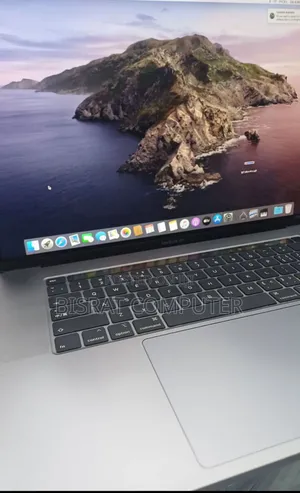 Photo - New Laptop Apple MacBook Pro 2019 32GB Intel Core I9 SSD 1T