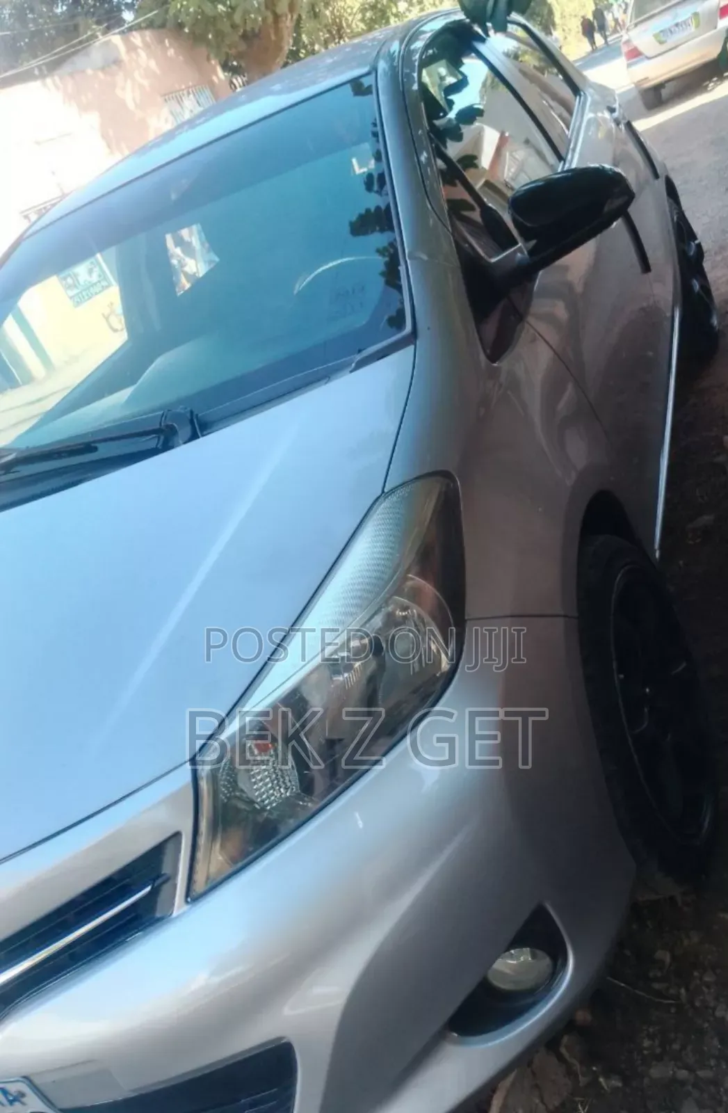 Toyota Yaris 2014 Silver